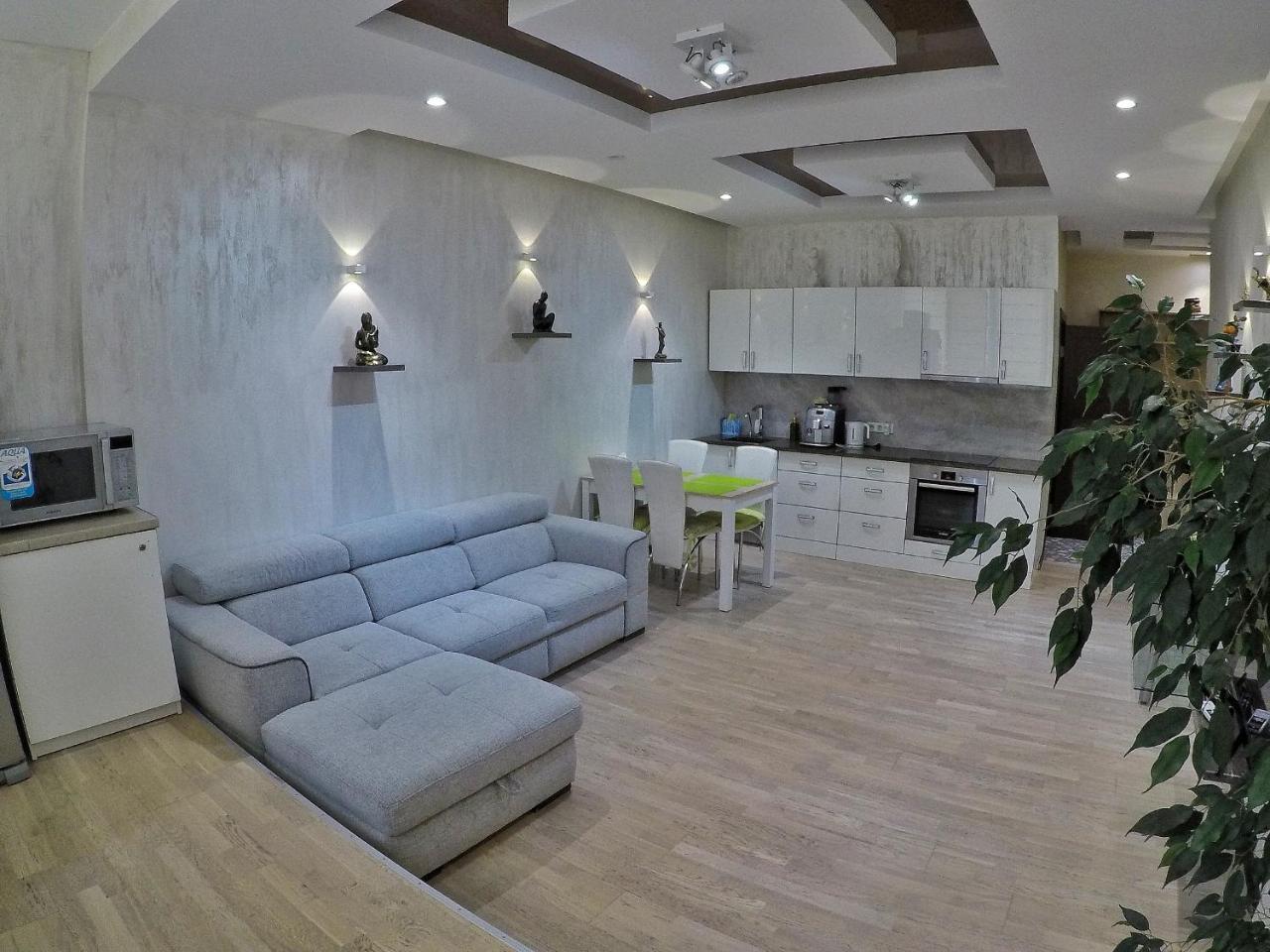 Apartment On Dragomirova Kiev Dış mekan fotoğraf